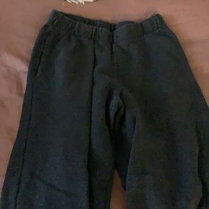 Brandy Melville Rosa sweatpants in dark grey